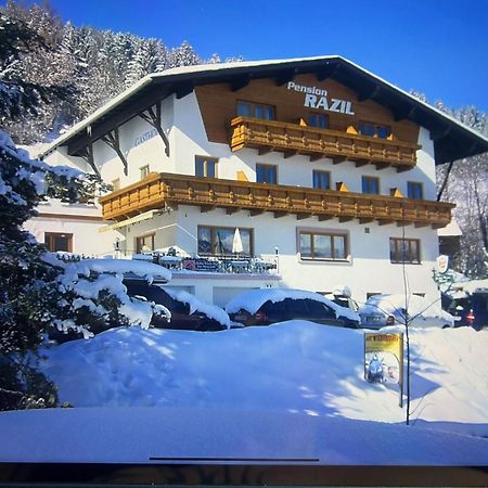Pension Razil Ladis Kültér fotó