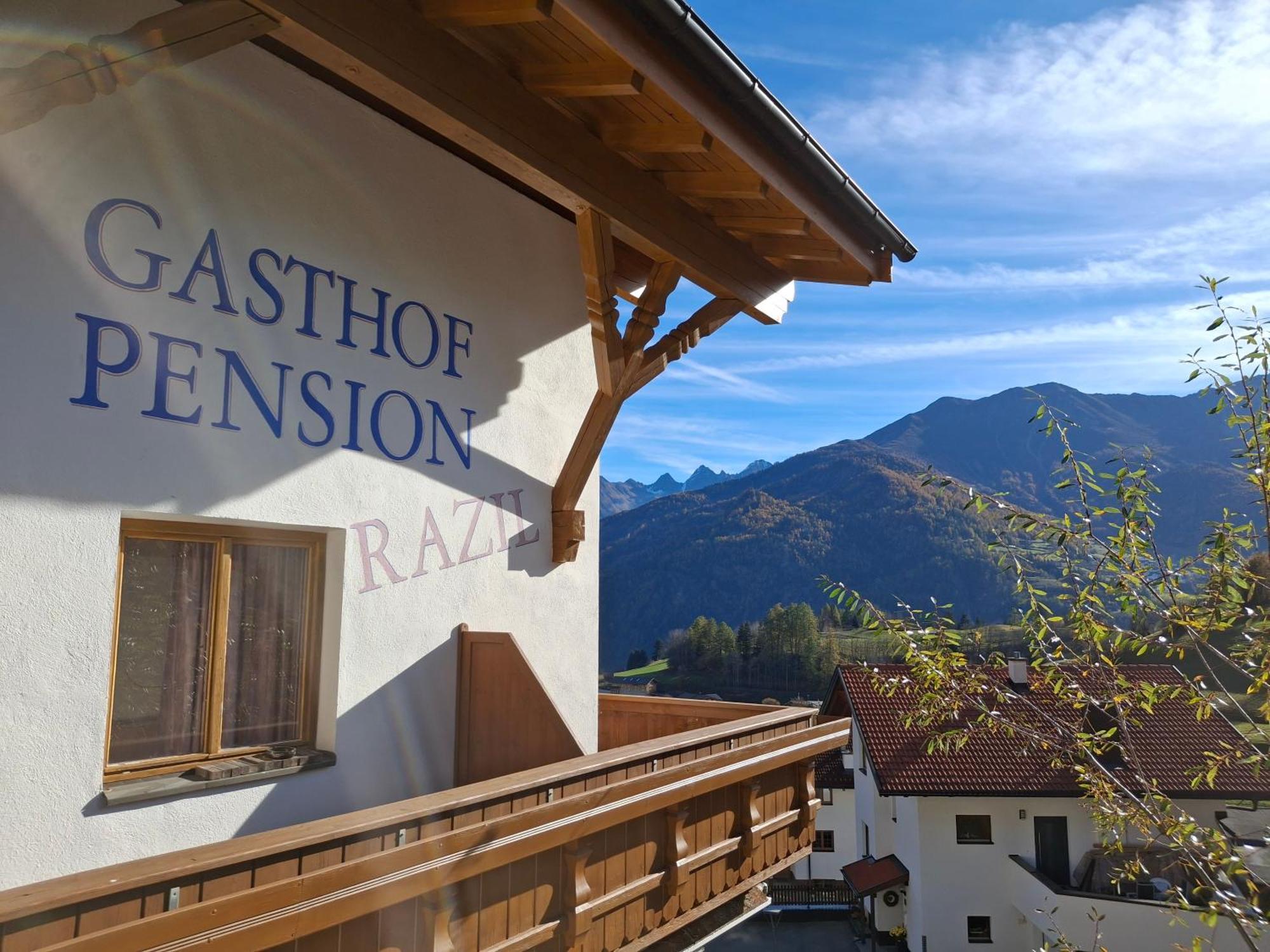 Pension Razil Ladis Kültér fotó